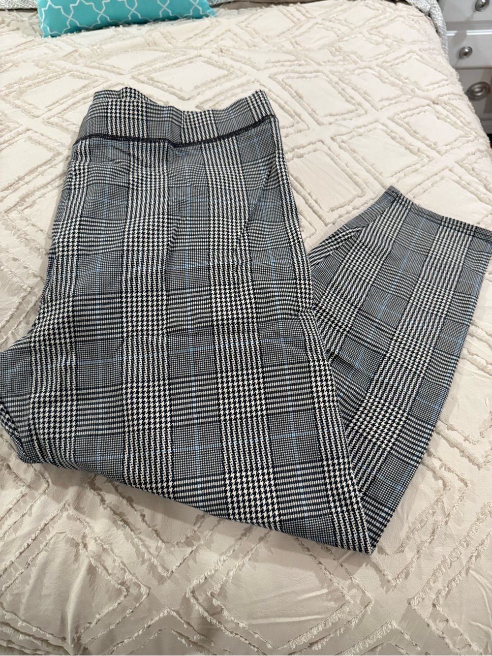 AE Women’s Grey Glen Plaid Dress Pants